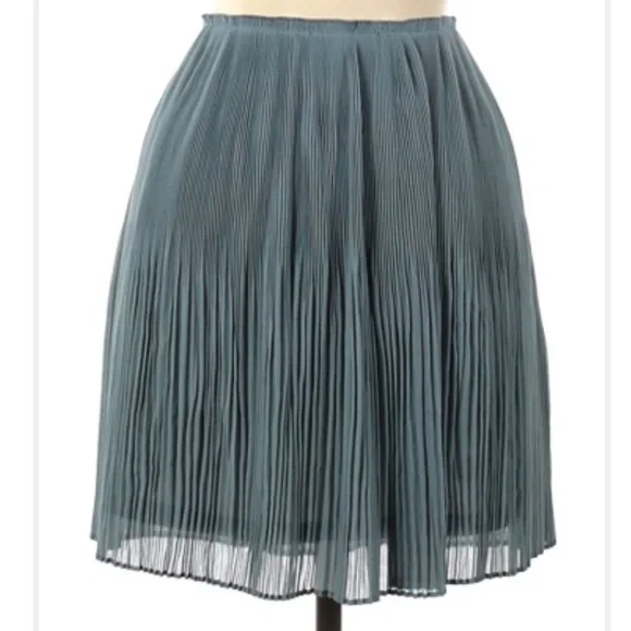 H&M Skirts Hm Blue Pleated Mini Skirt Poshmark